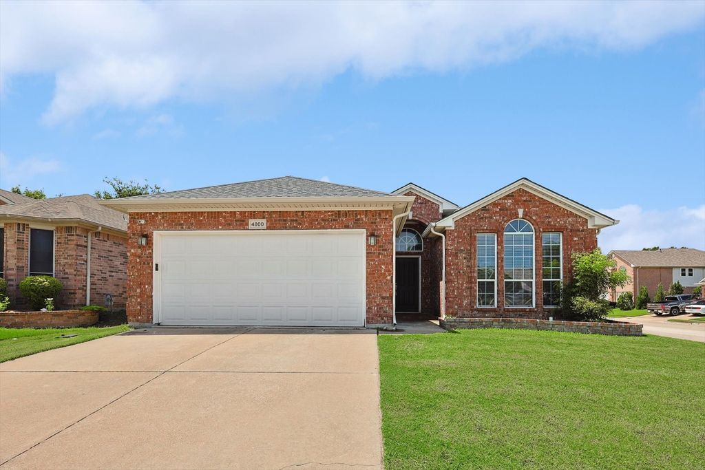 4800 Valley Springs Trail, Fort Worth, TX 76244