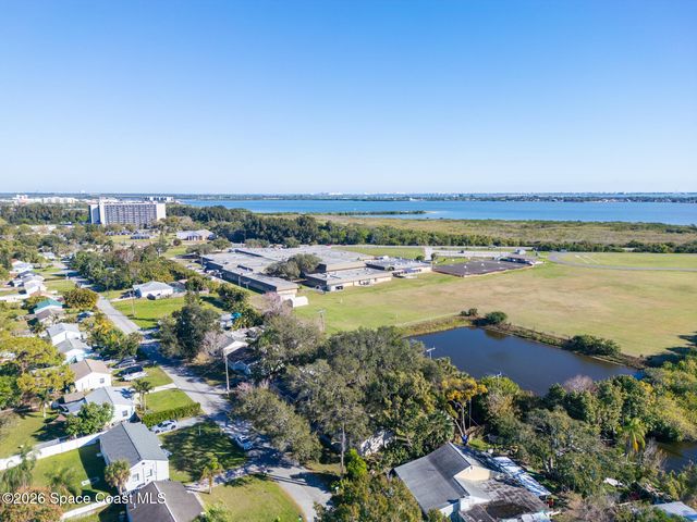 1396 Earl Drive, Merritt Island, FL 32952