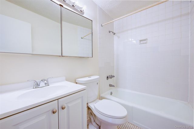 41-40 Union Street 11F, Flushing, NY 11355