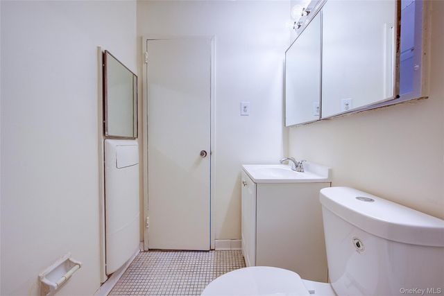 41-40 Union Street 11F, Flushing, NY 11355