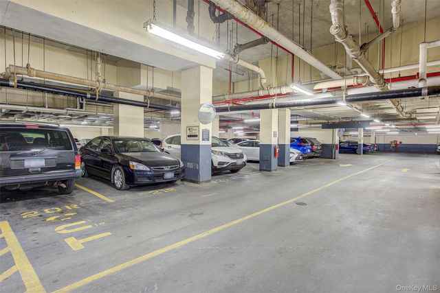41-40 Union Street 11F, Flushing, NY 11355