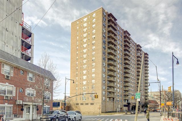 41-40 Union Street 11F, Flushing, NY 11355