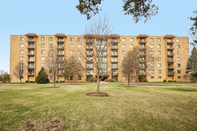 1727 W CRYSTAL Lane 311, Mount Prospect, IL 60056