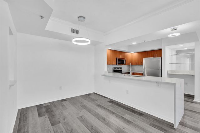 110 N Federal Highway 1113, Fort Lauderdale, FL 33301