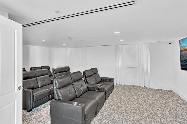110 N Federal Highway 1113, Fort Lauderdale, FL 33301