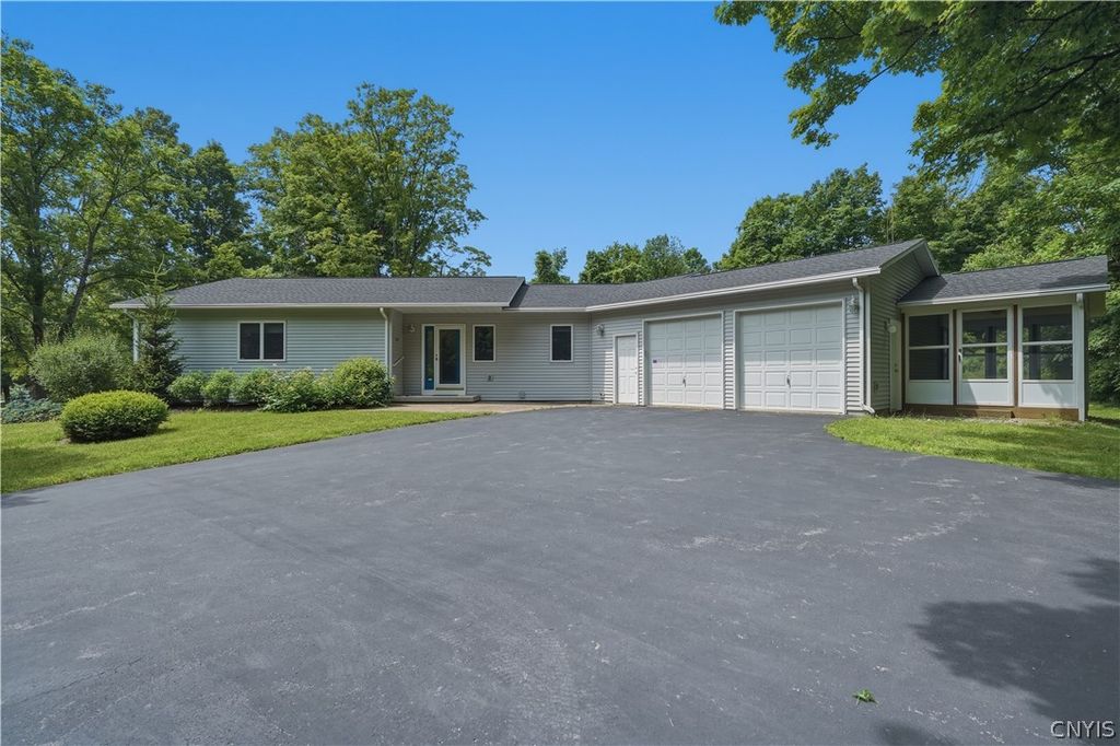 4739 Kasson Road, Onondaga, NY 13215