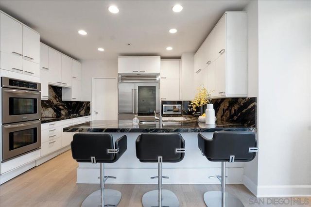 700 Front St 605, San Diego, CA 92101