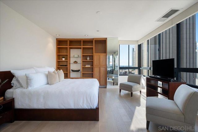 700 Front St 605, San Diego, CA 92101