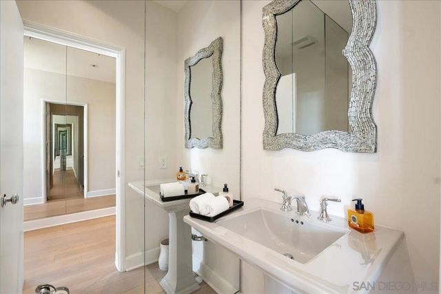 700 Front St 605, San Diego, CA 92101