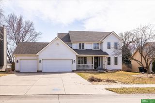 17087 Weir Street, Omaha, NE 68135