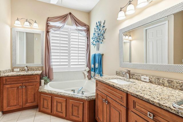 8899 Via Tuscany Drive, Boynton Beach, FL 33472