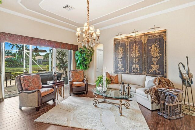 8899 Via Tuscany Drive, Boynton Beach, FL 33472