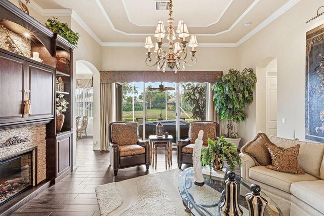 8899 Via Tuscany Drive, Boynton Beach, FL 33472