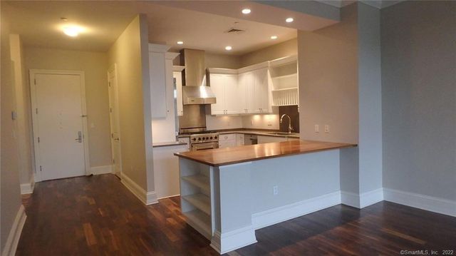 75 Stone Ridge Way 3E, Fairfield, CT 06824