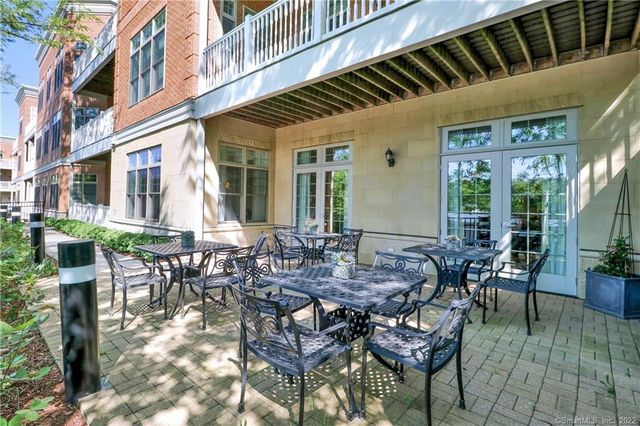 75 Stone Ridge Way 3E, Fairfield, CT 06824