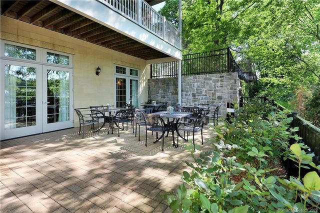 75 Stone Ridge Way 3E, Fairfield, CT 06824