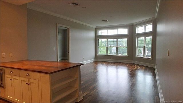 75 Stone Ridge Way 3E, Fairfield, CT 06824