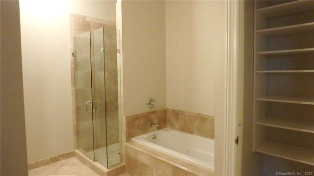 75 Stone Ridge Way 3E, Fairfield, CT 06824