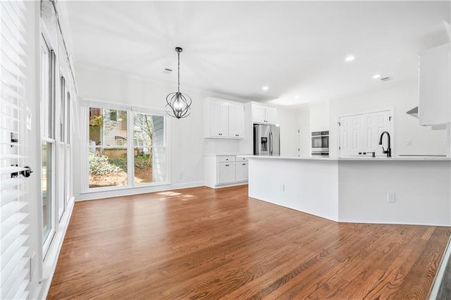 2251 Lake Haven Way, Suwanee, GA 30024