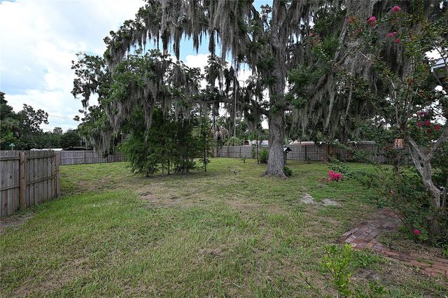 3958 2ND STREET NW, Lakeland, FL 33810