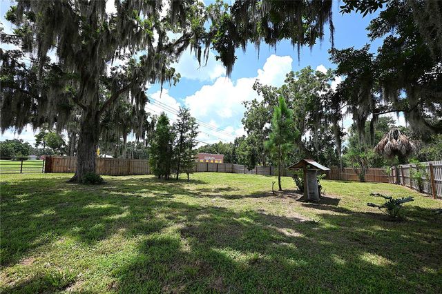 3958 2ND STREET NW, Lakeland, FL 33810