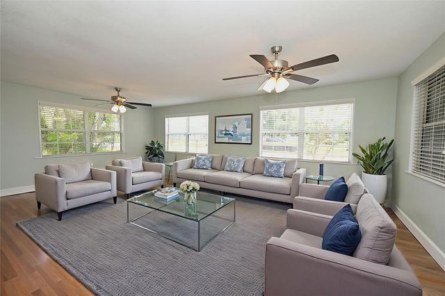 3958 2ND STREET NW, Lakeland, FL 33810