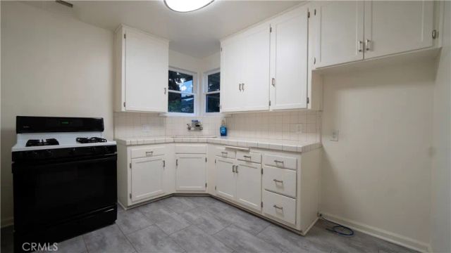 8421 Tampa Avenue, Northridge, CA 91324