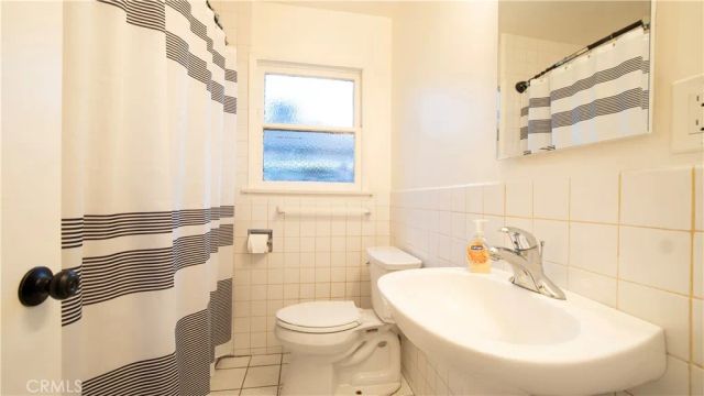 8421 Tampa Avenue, Northridge, CA 91324