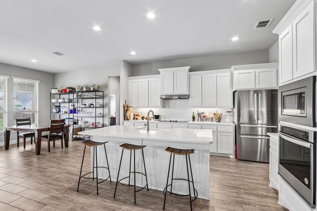 1632 Goodnight Trail, Krum, TX 76249