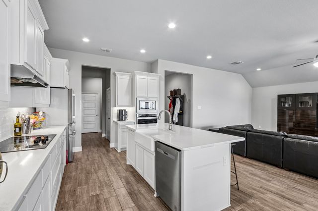 1632 Goodnight Trail, Krum, TX 76249