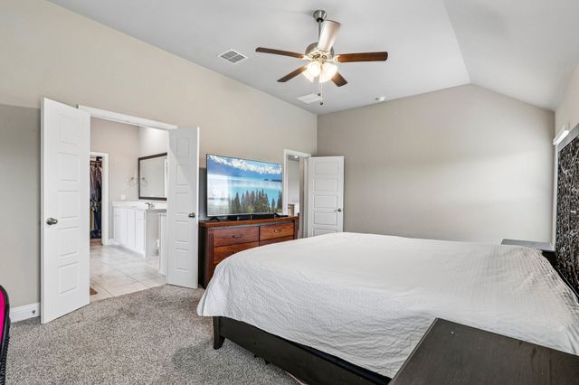 1632 Goodnight Trail, Krum, TX 76249