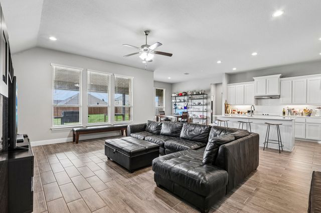 1632 Goodnight Trail, Krum, TX 76249
