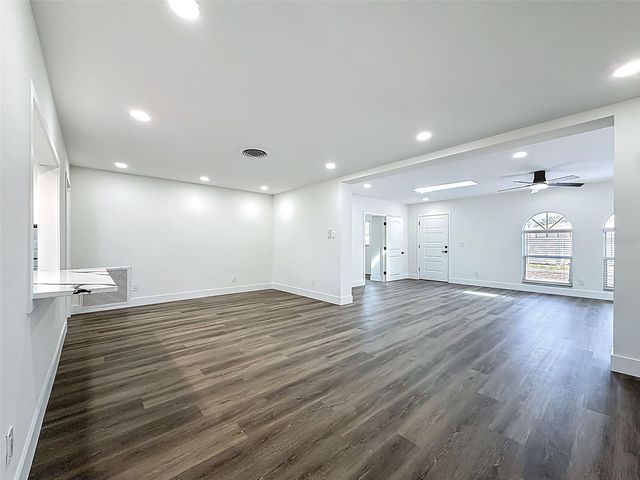 2463 68TH AVENUE S, St Petersburg, FL 33712