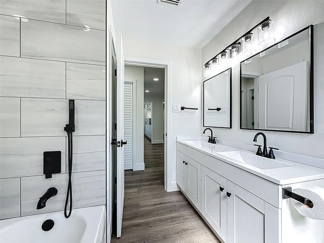 2463 68TH AVENUE S, St Petersburg, FL 33712