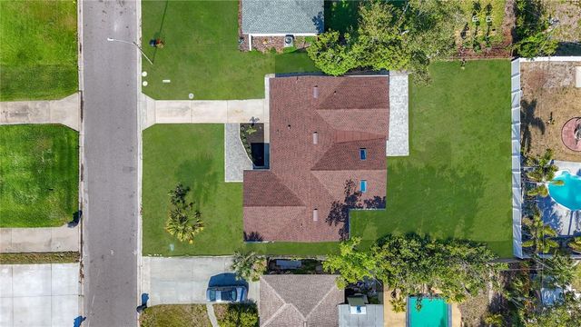 2463 68TH AVENUE S, St Petersburg, FL 33712