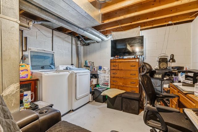 2820 Texel Drive, Kalamazoo, MI 49048
