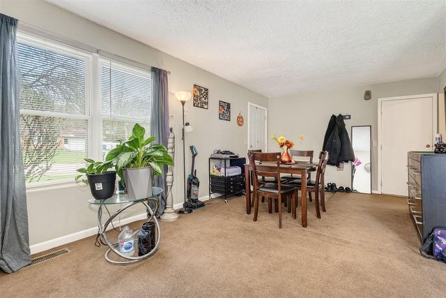 2820 Texel Drive, Kalamazoo, MI 49048