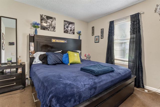 2820 Texel Drive, Kalamazoo, MI 49048