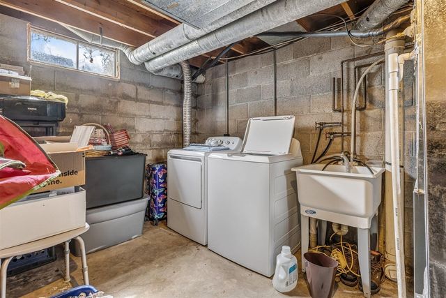 2820 Texel Drive, Kalamazoo, MI 49048