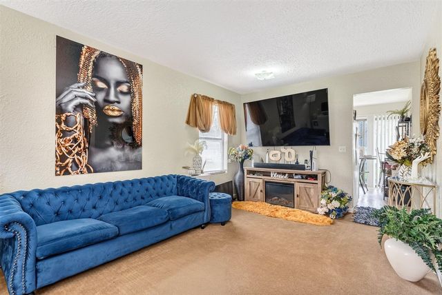 2820 Texel Drive, Kalamazoo, MI 49048