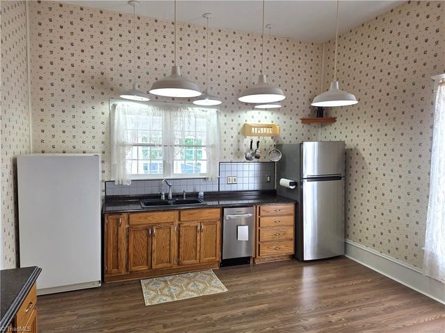 410 E Sprague Street, Winston-salem, NC 27127