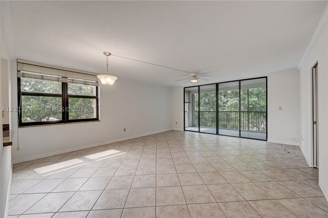 6800 Cypress Rd 506, Plantation, FL 33317
