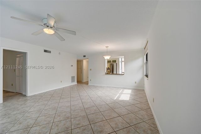 6800 Cypress Rd 506, Plantation, FL 33317