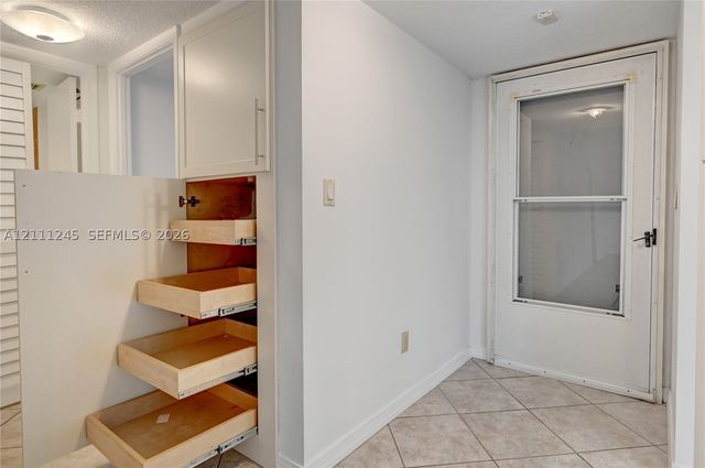 6800 Cypress Rd 506, Plantation, FL 33317