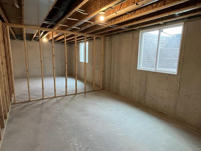 613 HAMMEN COURT, Kaukauna, WI 54130