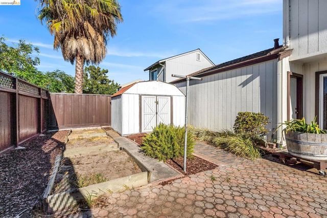 1790 Delta Meadows Way, Oakley, CA 94561