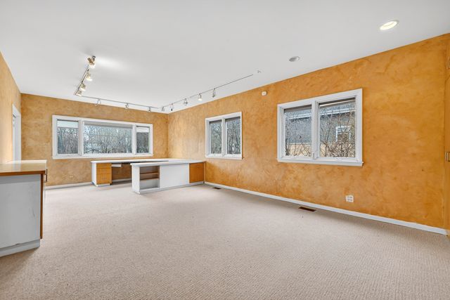 3272 Western Avenue, Highland Park, IL 60035