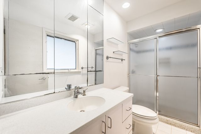 3272 Western Avenue, Highland Park, IL 60035