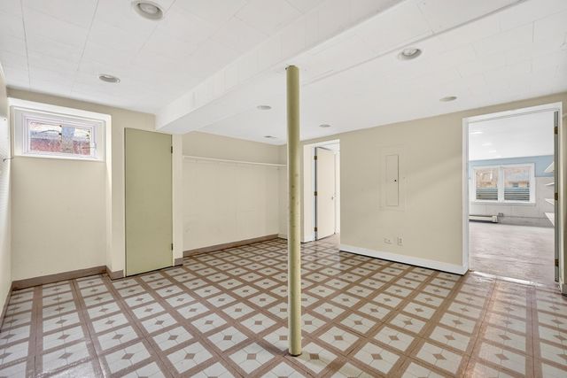 3272 Western Avenue, Highland Park, IL 60035