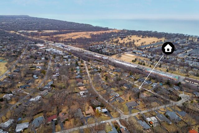 3272 Western Avenue, Highland Park, IL 60035